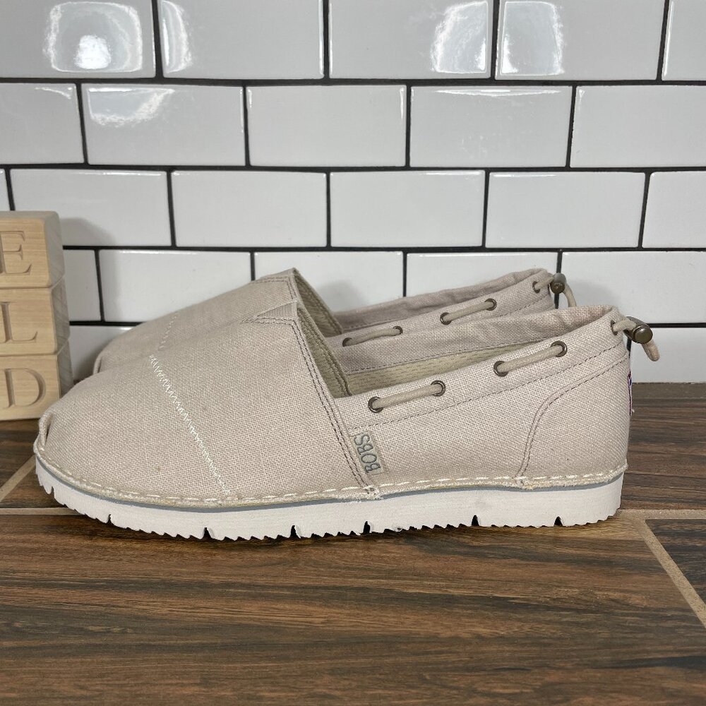 Skechers BOBS Chill Flex Hot 2 Trot Womens Size 10 Shoes Natural Alpargata Flat